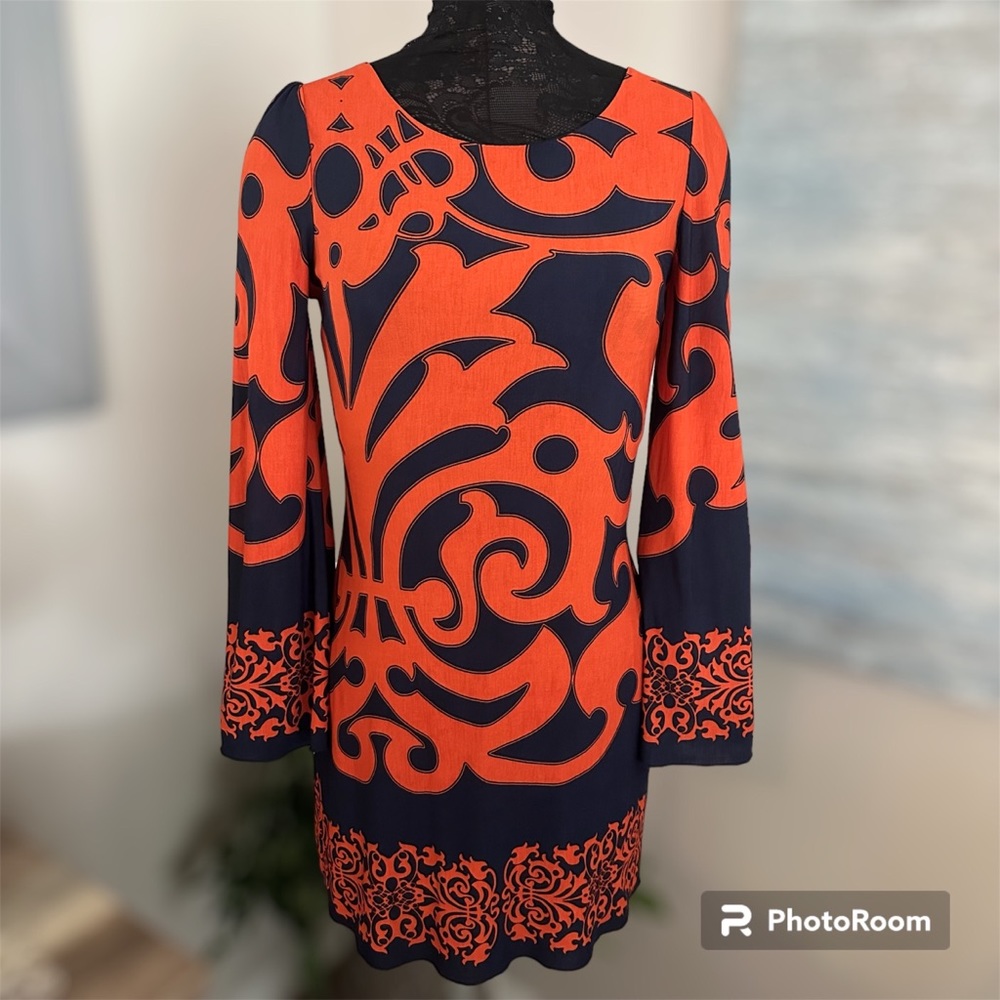 Beautiful Nico LA women’s bell sleeve lined dress orange and navy Size Small